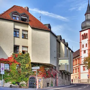 Hotel Gruener Baum, Wurtzbourg